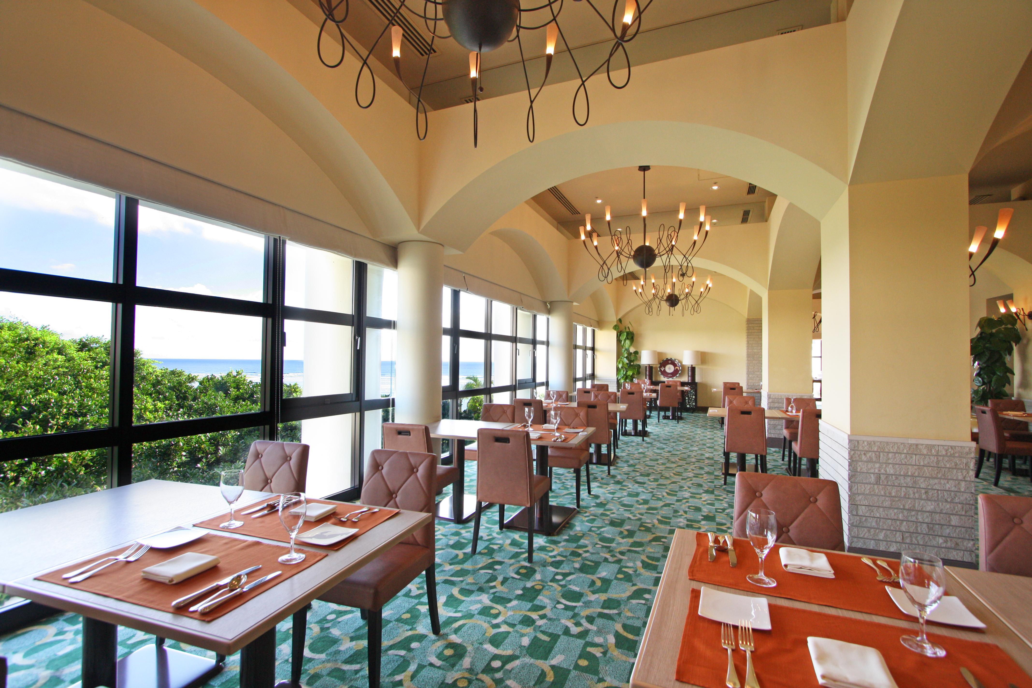 Hotel Nikko Alivila Йомитан Екстериор снимка Restaurant