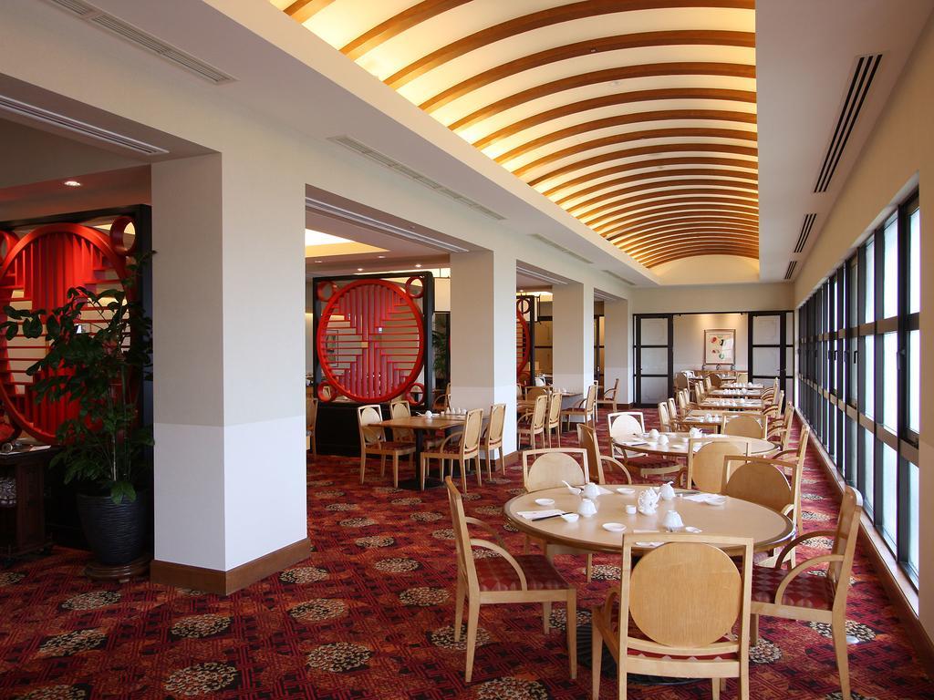 Hotel Nikko Alivila Йомитан Екстериор снимка The restaurant